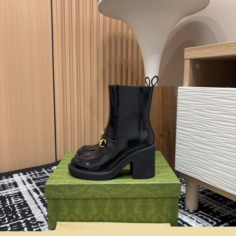 G*u*i boots